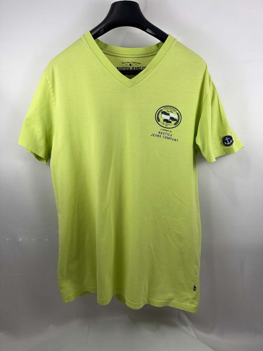 Nautica Jeans Co Stout Pirate Fish Ale Graphic V-Neck T-Shirt Green L